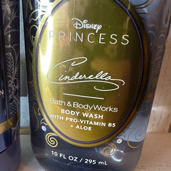 Bath & Body Works DISNEY PRINCESS CINDERELLA Hydration CREAM & BODY WASH Set X2 - Picture 2 of 5